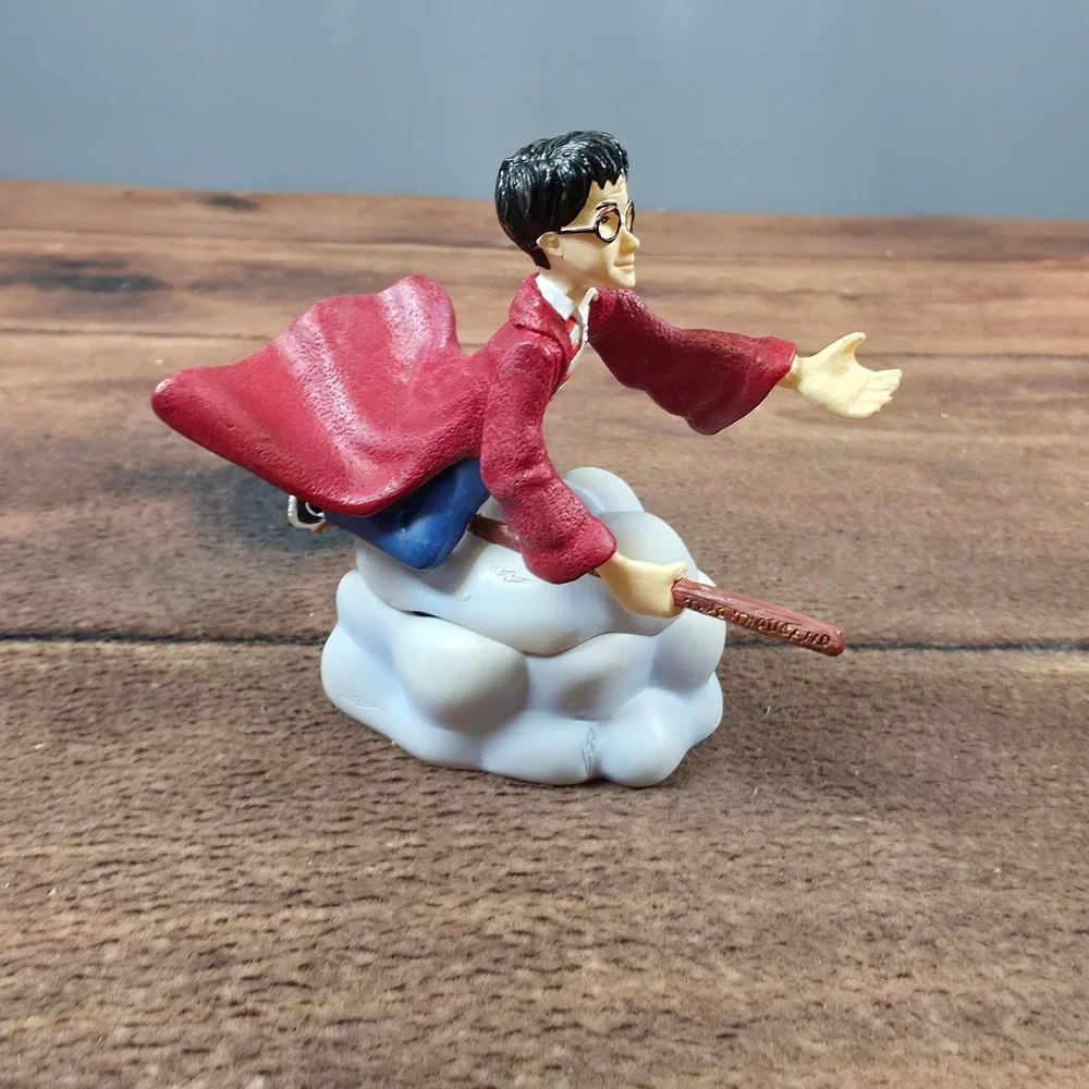 Department 56 Harry Potter Trinket Box Kids Red Good Nimbus 2000 Snitch Charm